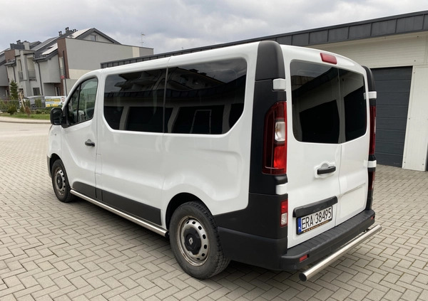 Renault Trafic cena 69495 przebieg: 121500, rok produkcji 2017 z Radomsko małe 232